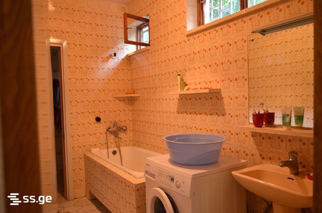5 Room Summer Cottage For Rent. Tskneti view 9