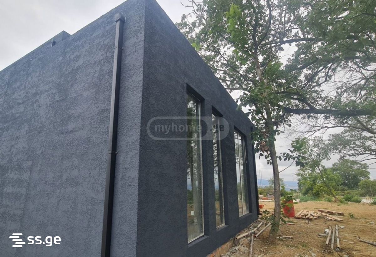 6 Room Private House For Sale view 4