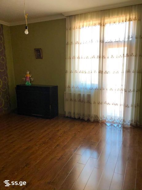 12 Room Private House For Sale view 4