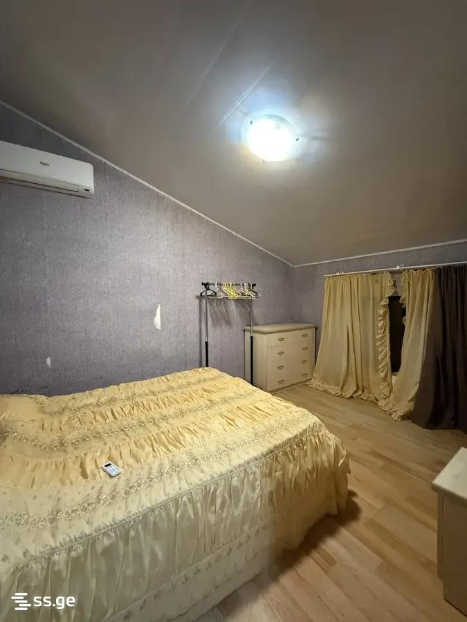 6 Room Private House For Rent. Makhindjauri view 11
