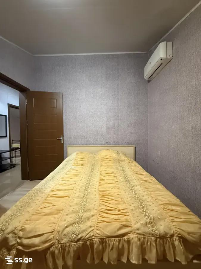 6 Room Private House For Rent. Makhindjauri view 9