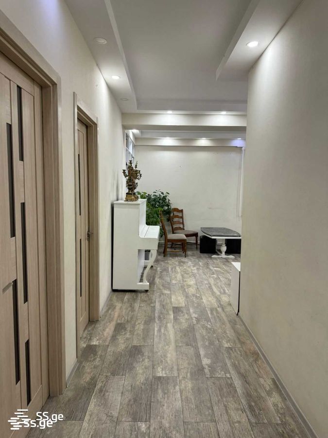 4 Room Flat Daily Rent. Samgori view 1
