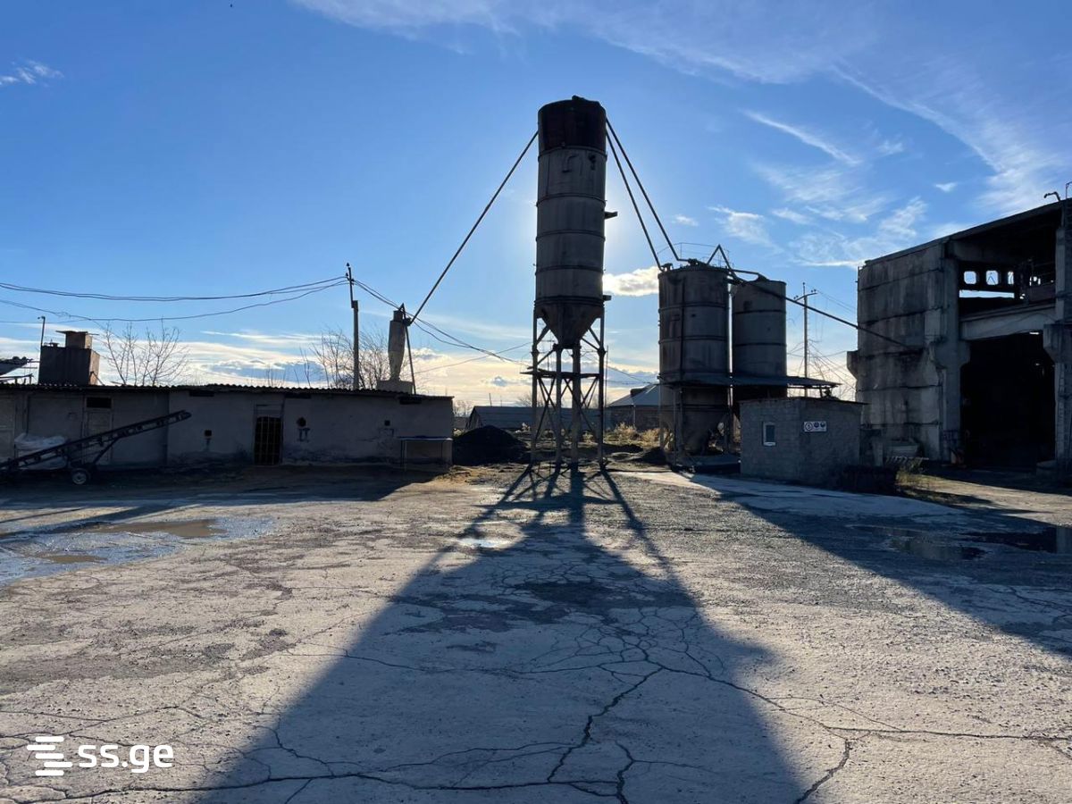 Store-Industrial Property For Sale. Rustavi view 4