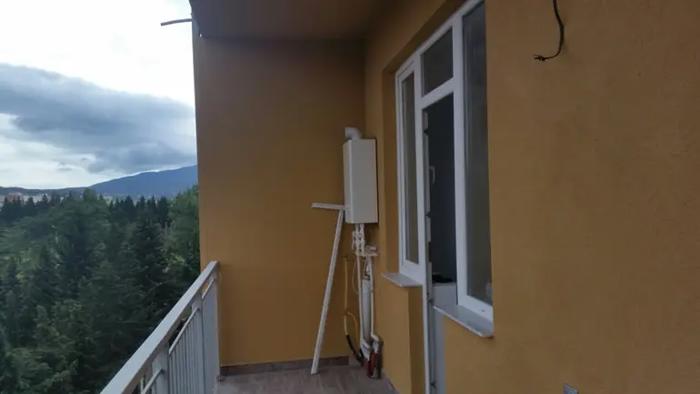 https://static.ss.ge/20261002/2_27889a84-c3af-4b04-92dd-3e14c33dcf19_Thumb.jpg