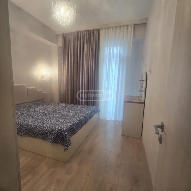 https://static.ss.ge/20261003/12_7a01849d-e945-4fab-bce2-2b0d3349988b_Thumb.jpg