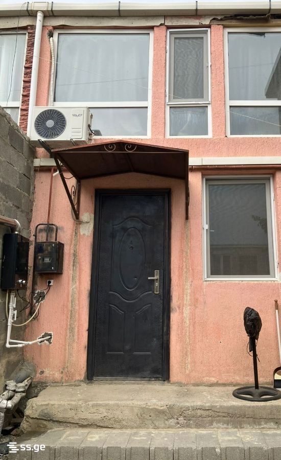 2 Room Private House For Sale view 1