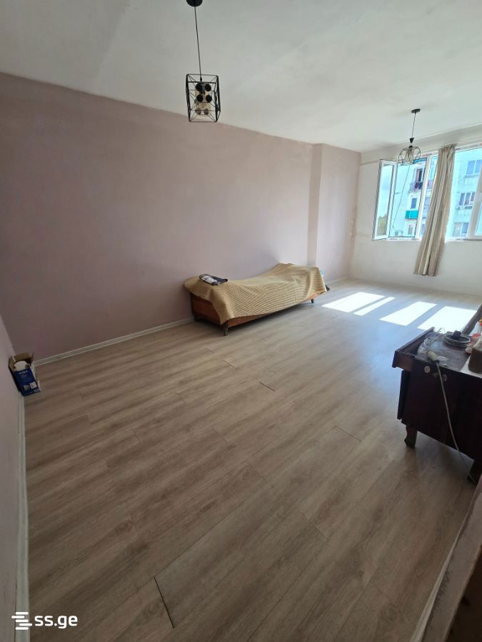 2 Room Flat For Sale view 4