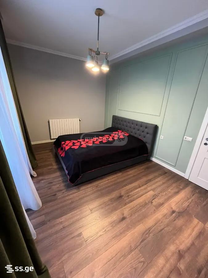 6 Room Private House For Sale view 4