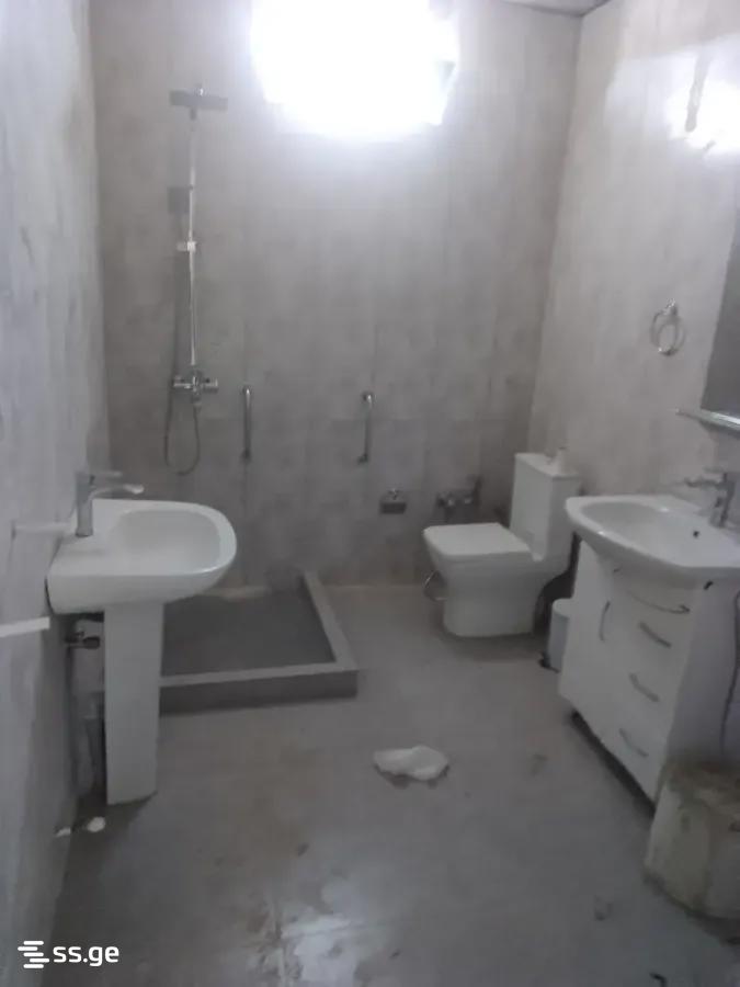 4 Room Private House For Sale view 2
