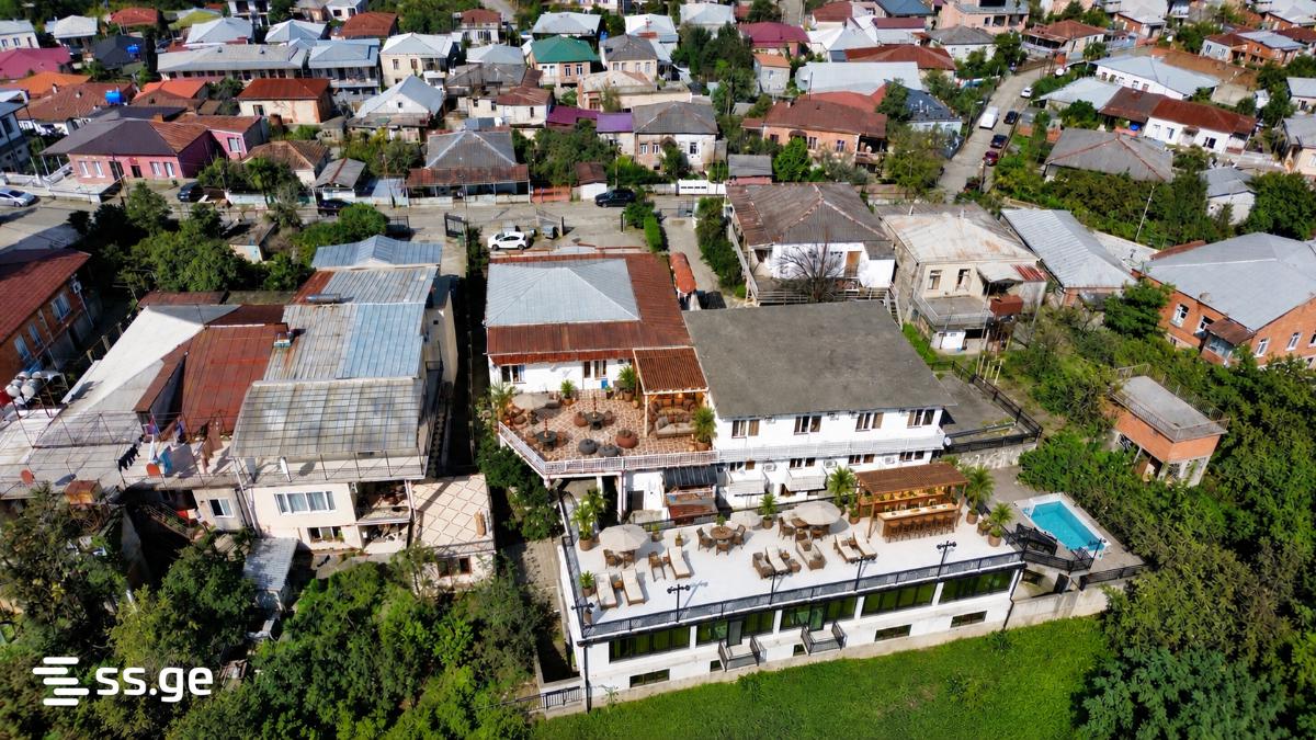 20 Room Hotel For Sale view 1
