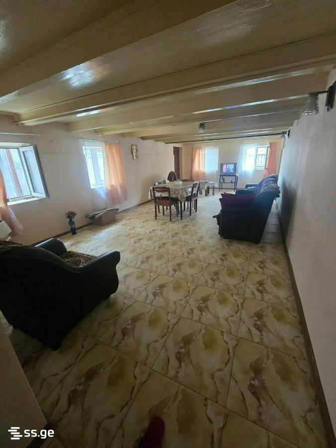 7 Room Private House For Sale view 1
