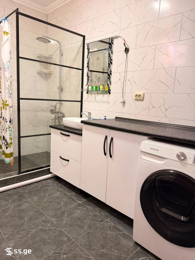 4 Room Private House For Rent. Poti view 14