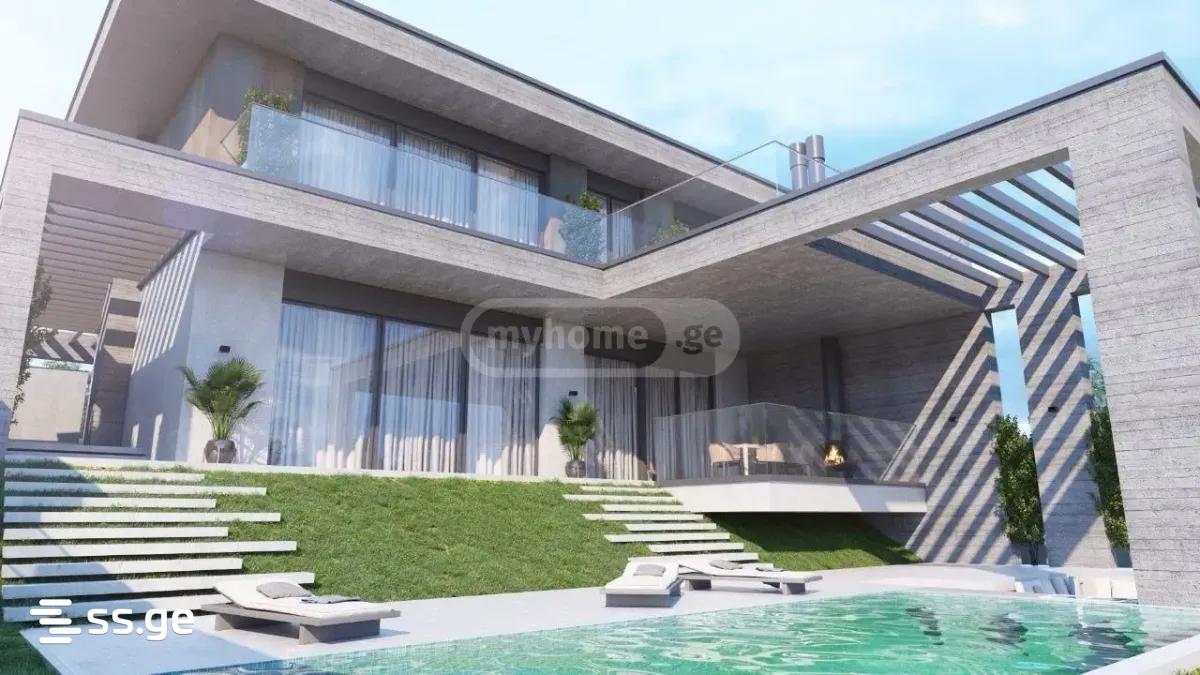 5 Room Private House For Sale view 3