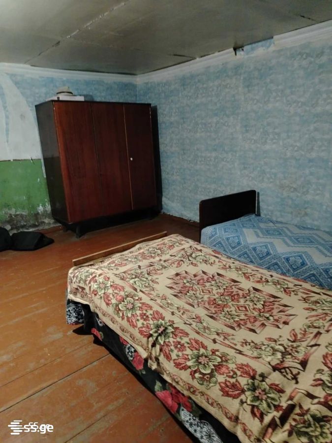 4 Room Private House For Sale view 2