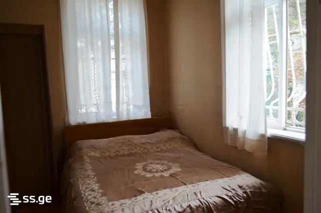 5 Room Summer Cottage For Rent. Tskneti view 3