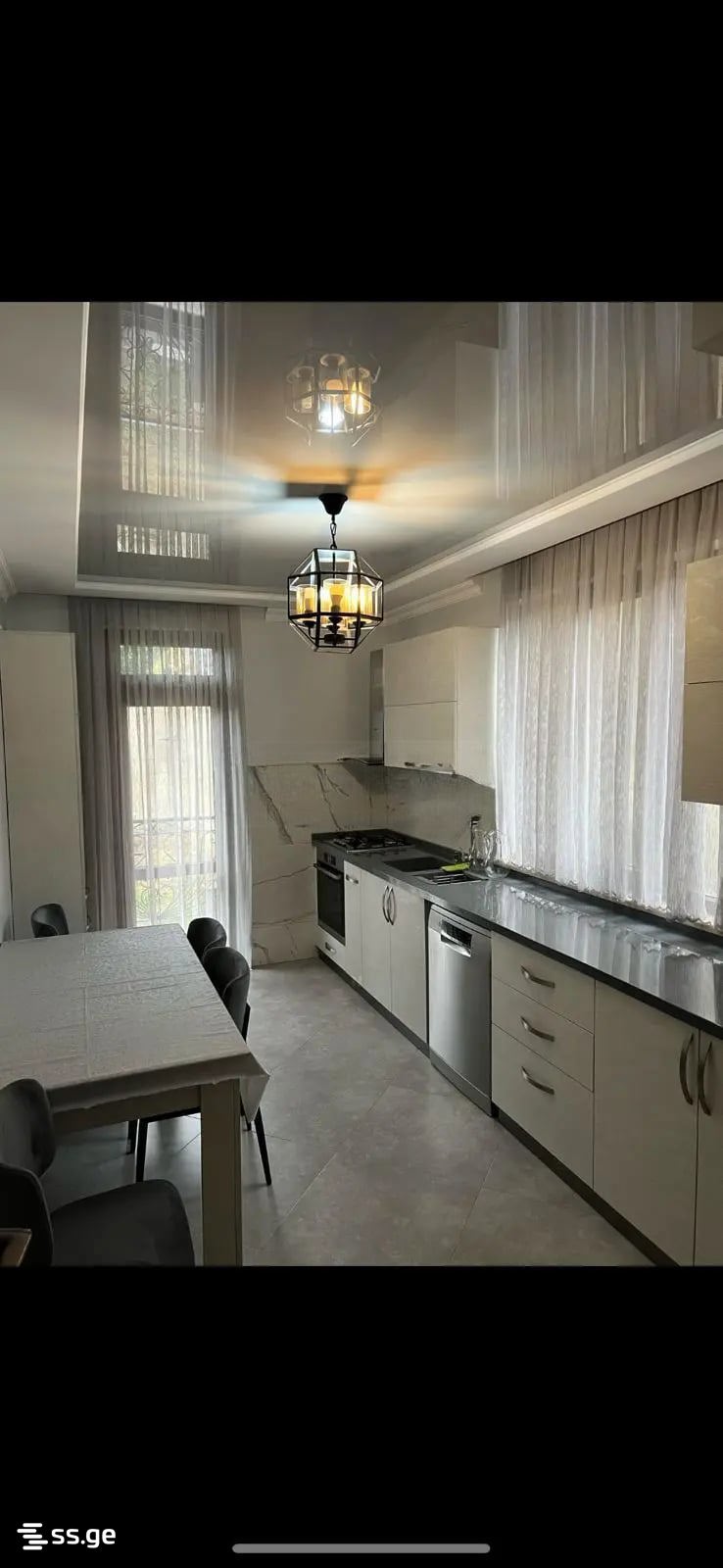 8 Room Private House For Rent. Makhindjauri view 3