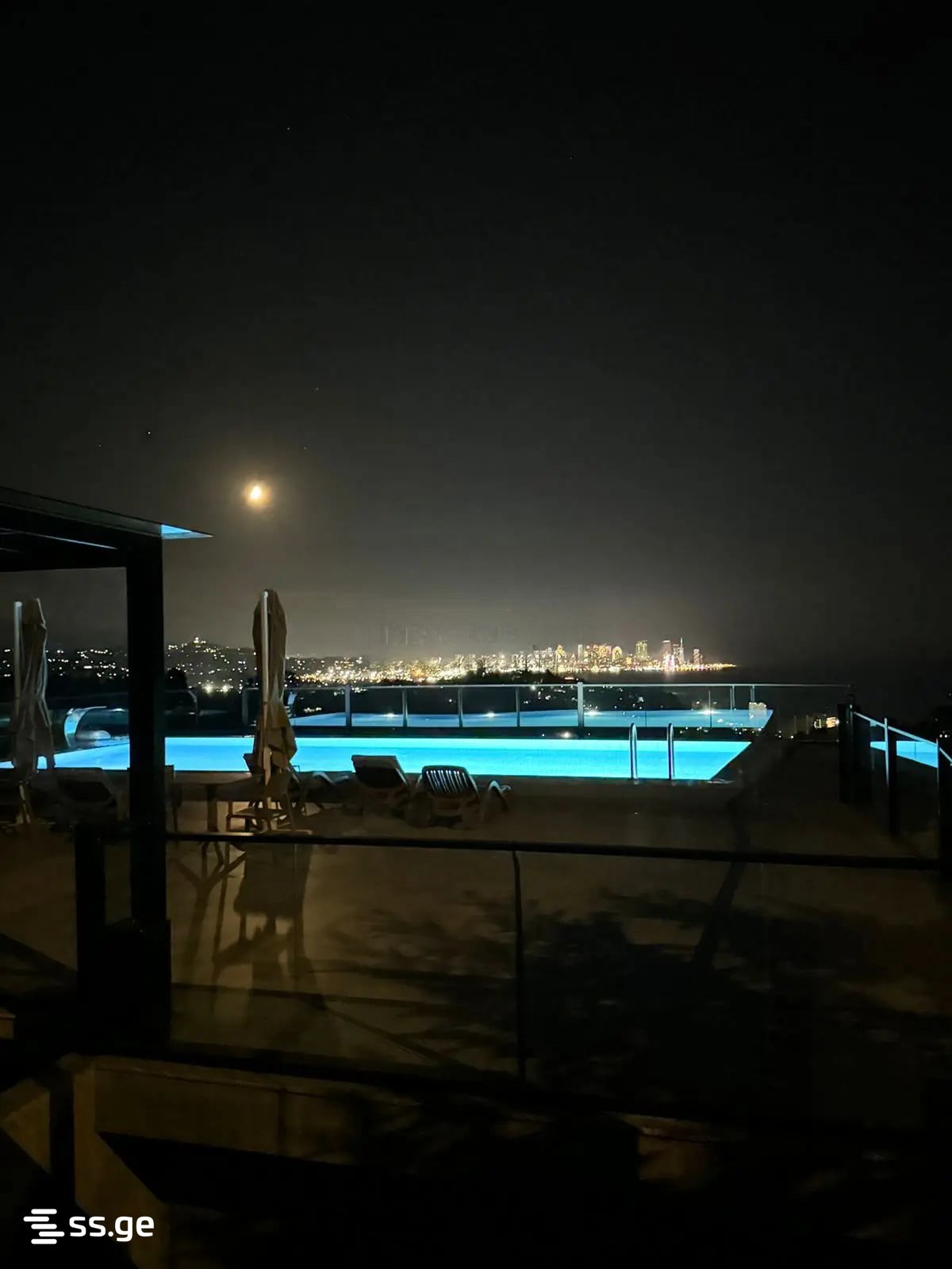 8 Room Private House For Rent. Makhindjauri view 10