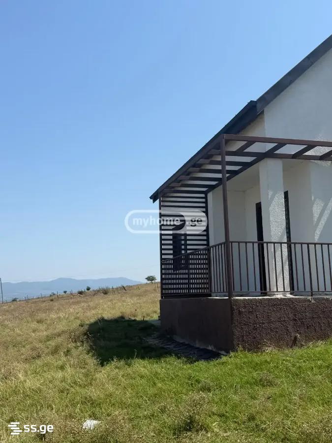 4 Room Private House For Sale view 2