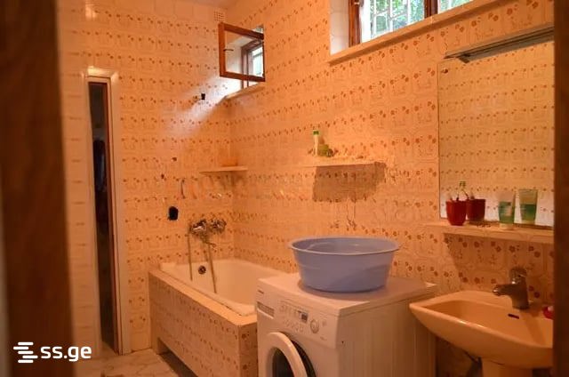 5 Room Summer Cottage For Rent. Tskneti view 4