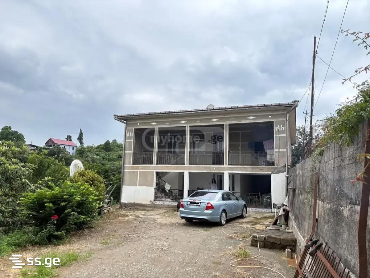 6 Room Private House For Sale view 1