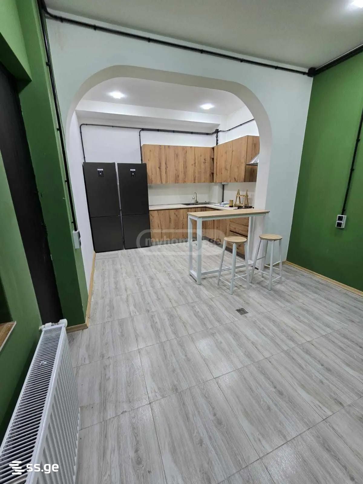 9 Room Private House For Sale view 2