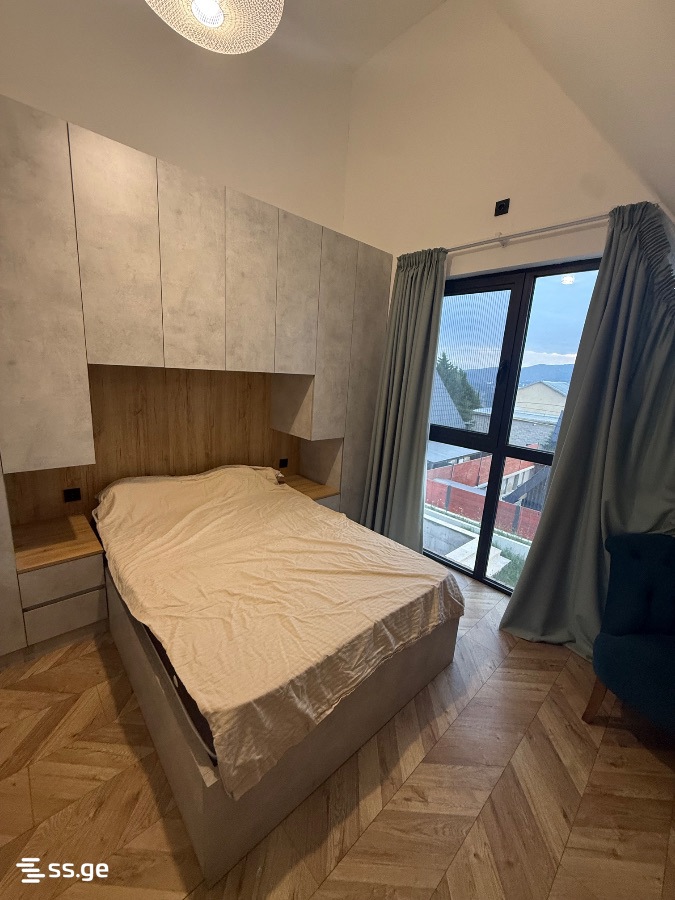 5 Room Private House For Sale view 3