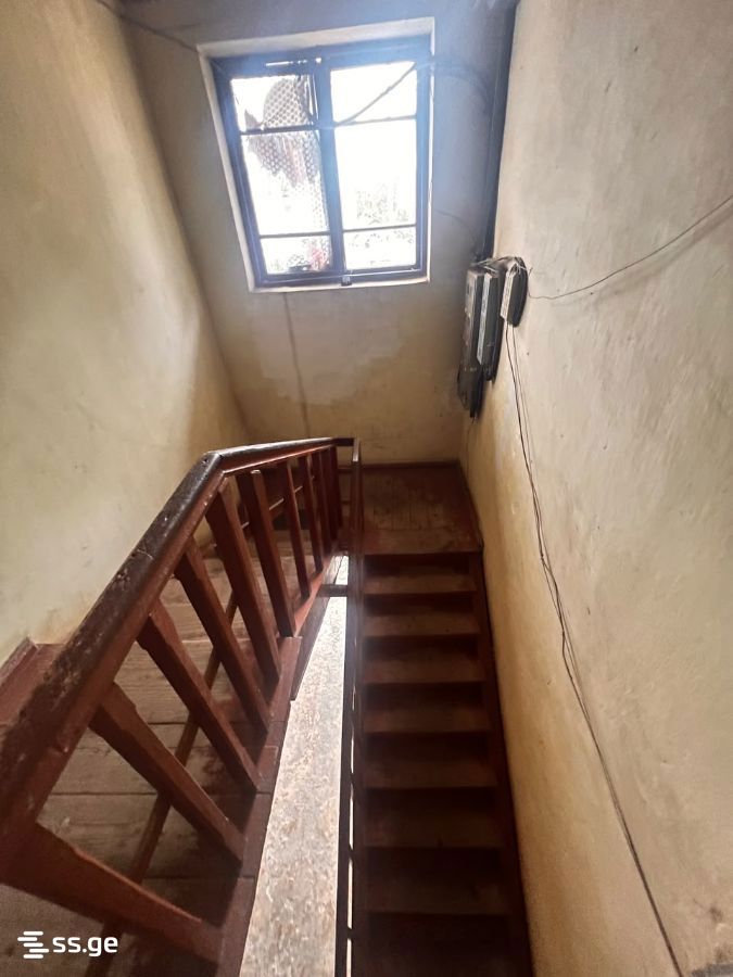 3 Room Flat For Sale view 5