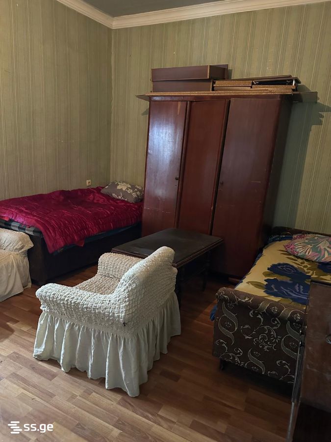 6 Room Private House For Rent. Poti view 3