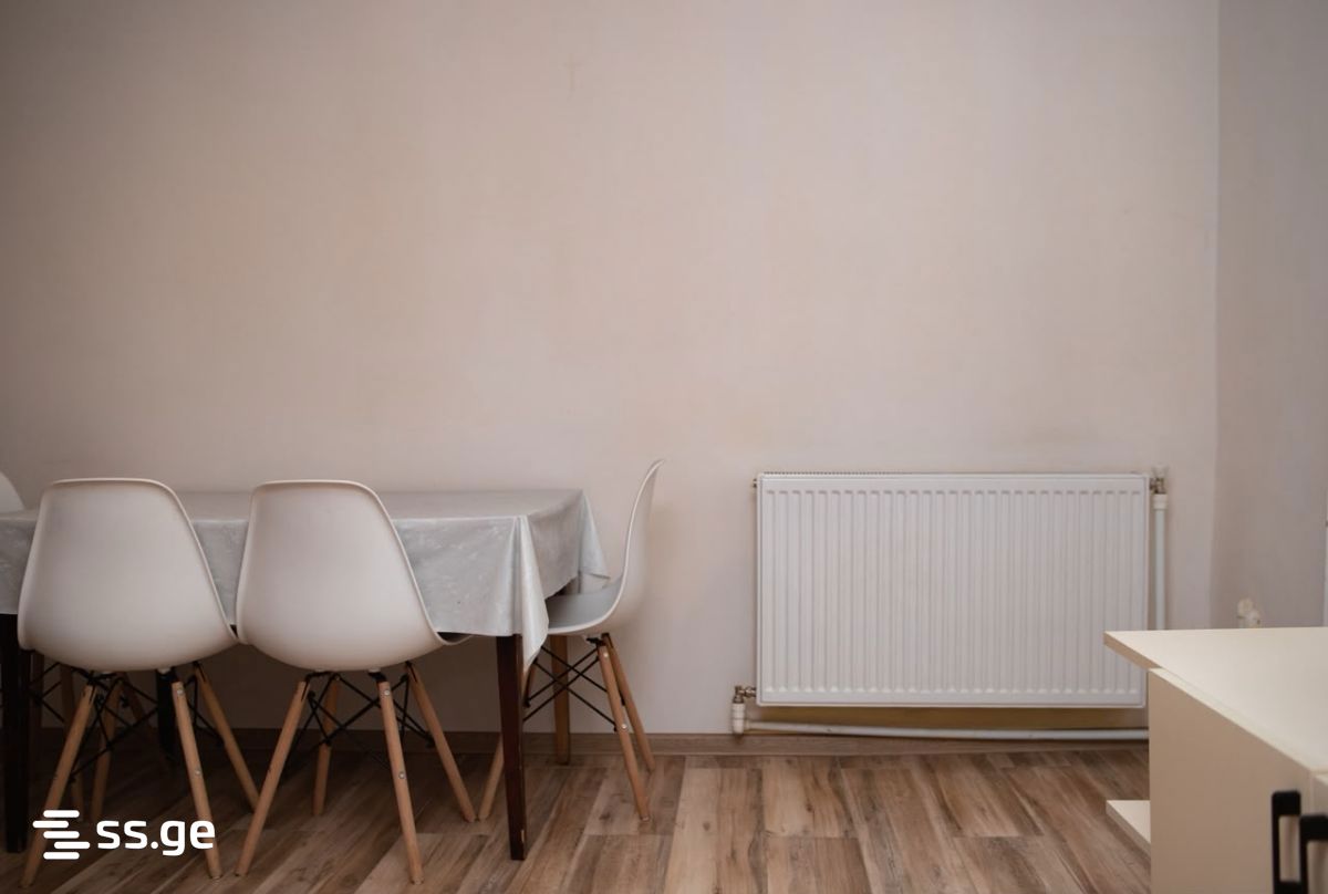 3 Room Flat For Sale view 3
