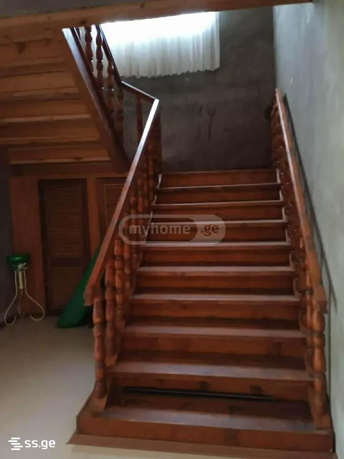 7 Room Private House For Sale view 5