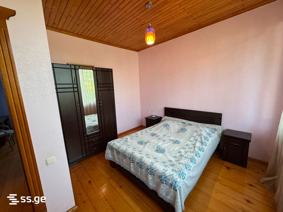 5 Room Summer Cottage For Rent. Poti view 4