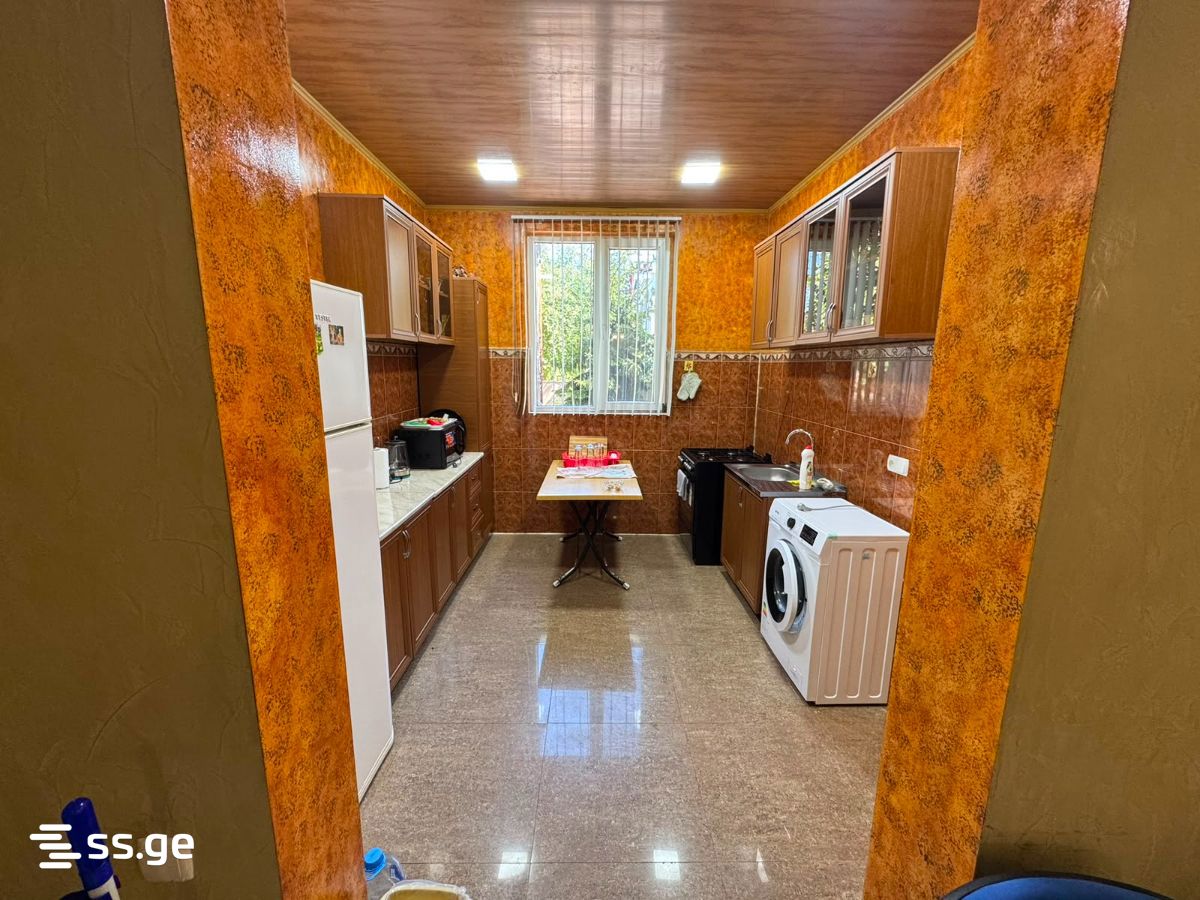 5 Room Summer Cottage For Rent. Poti view 9