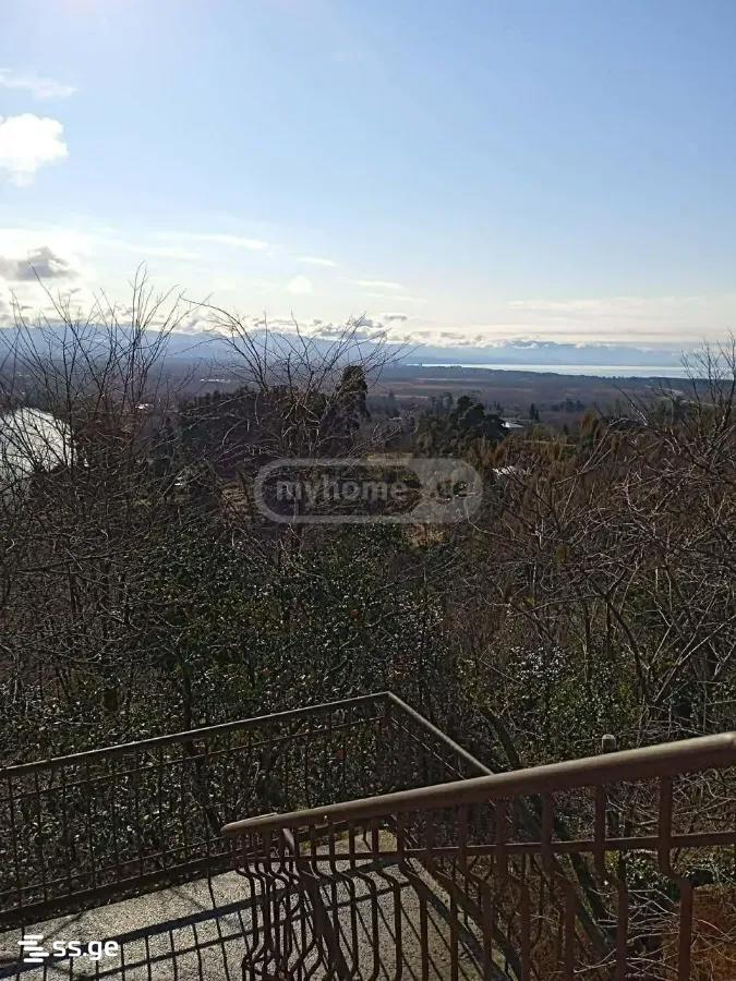 7 Room Private House For Sale view 2