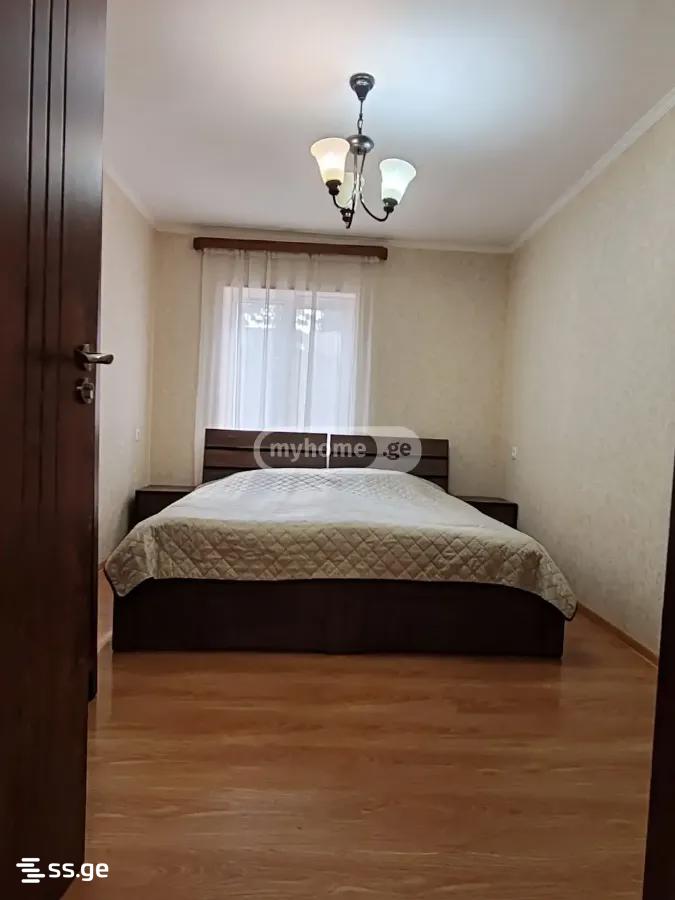 8 Room Summer Cottage For Rent. Tskneti view 3
