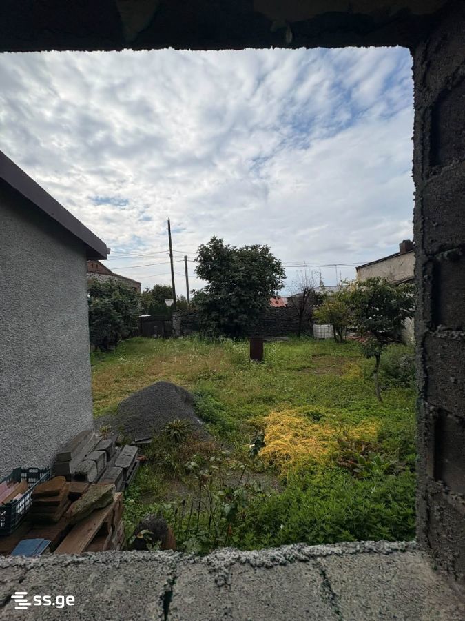 4 Room Private House For Sale view 5