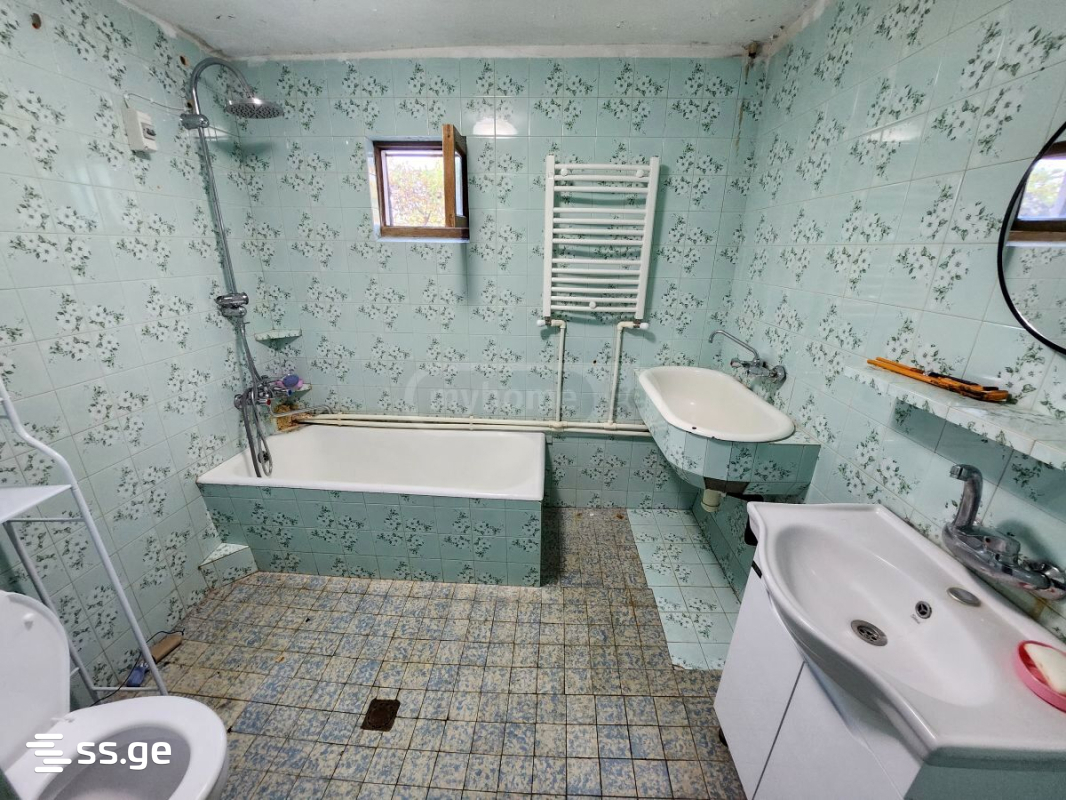 6 Room Summer Cottage For Sale view 3