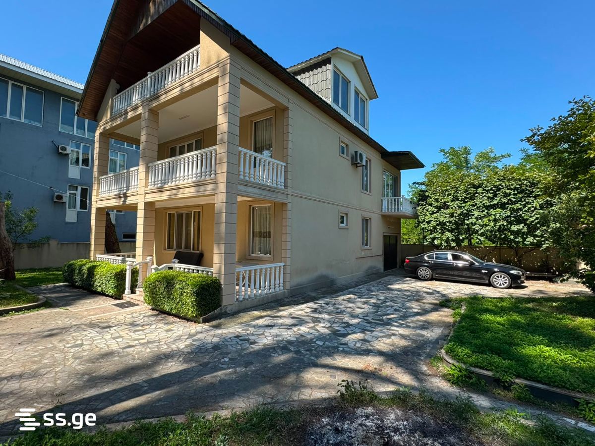 5 Room Summer Cottage For Rent. Poti view 1
