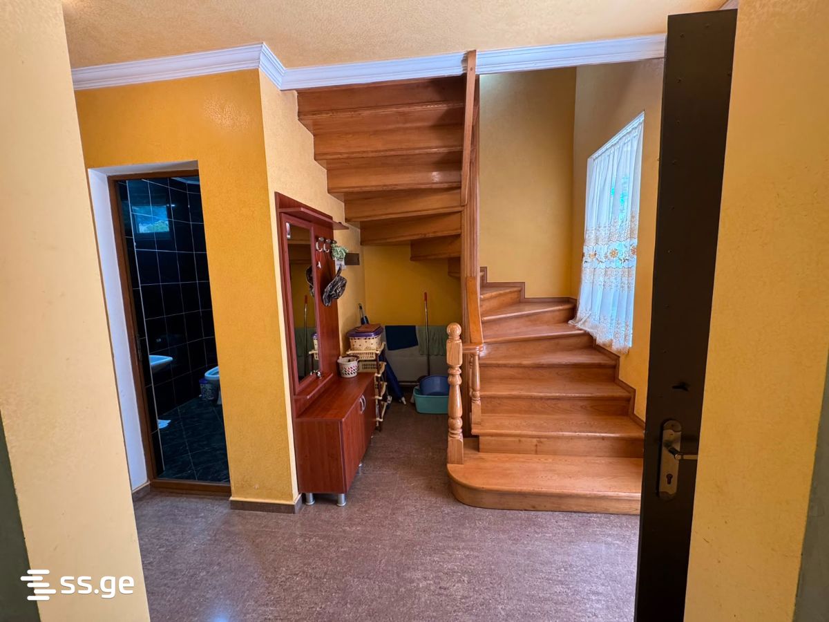 5 Room Summer Cottage For Rent. Poti view 3