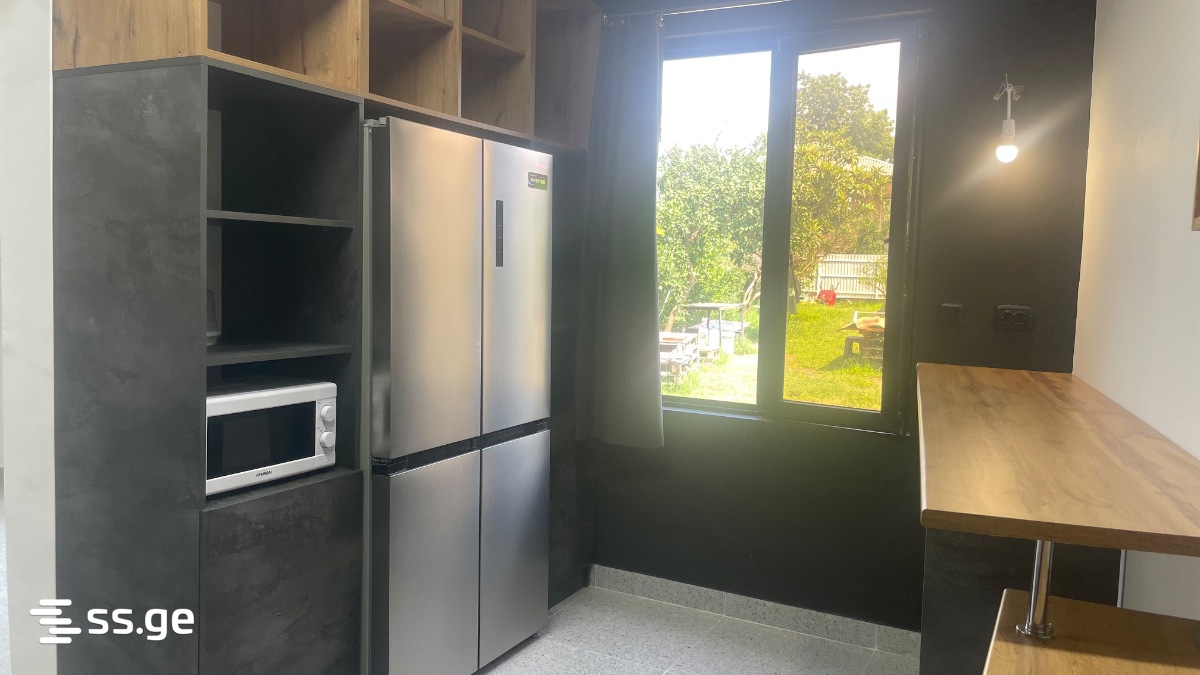 4 Room Private House For Sale view 3