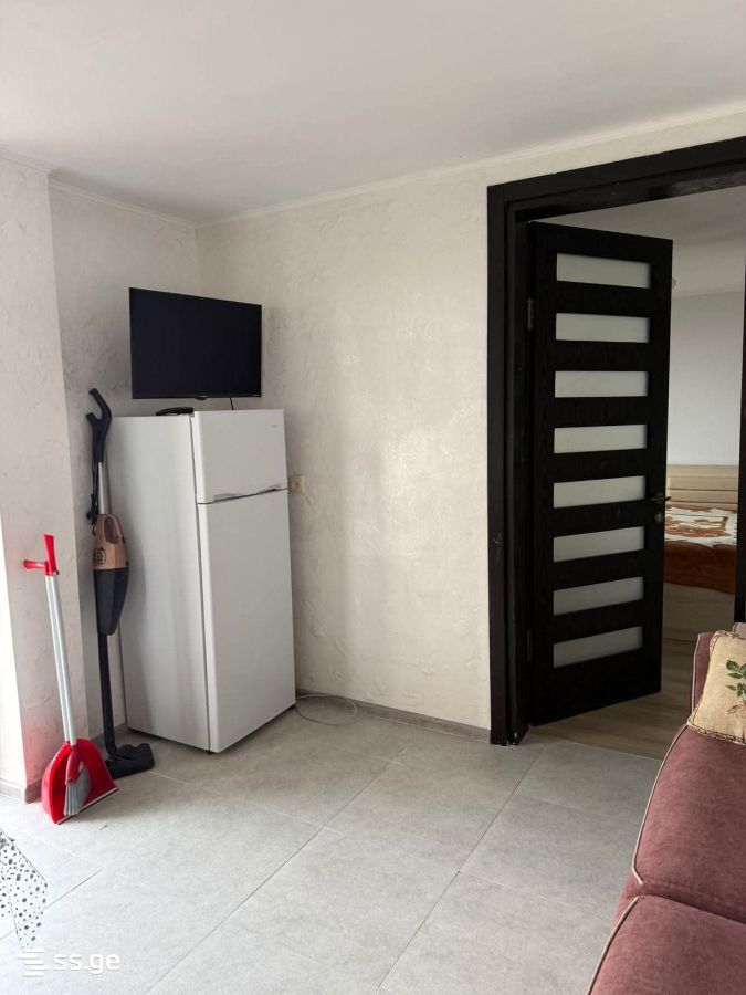 2 Room Private House For Rent. Makhindjauri view 2