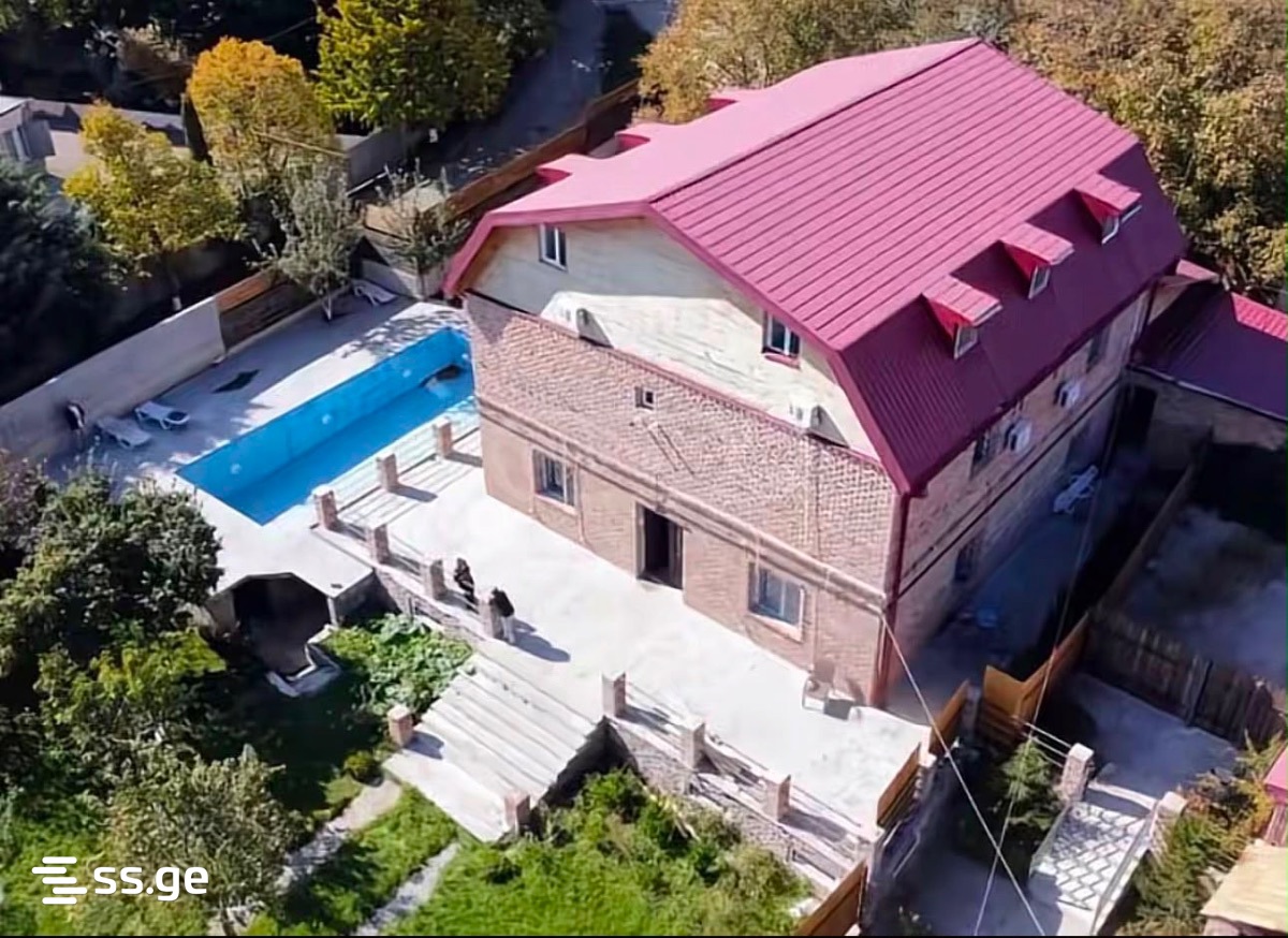 9 Room Private House Daily Rent. Tabakhmela view 2
