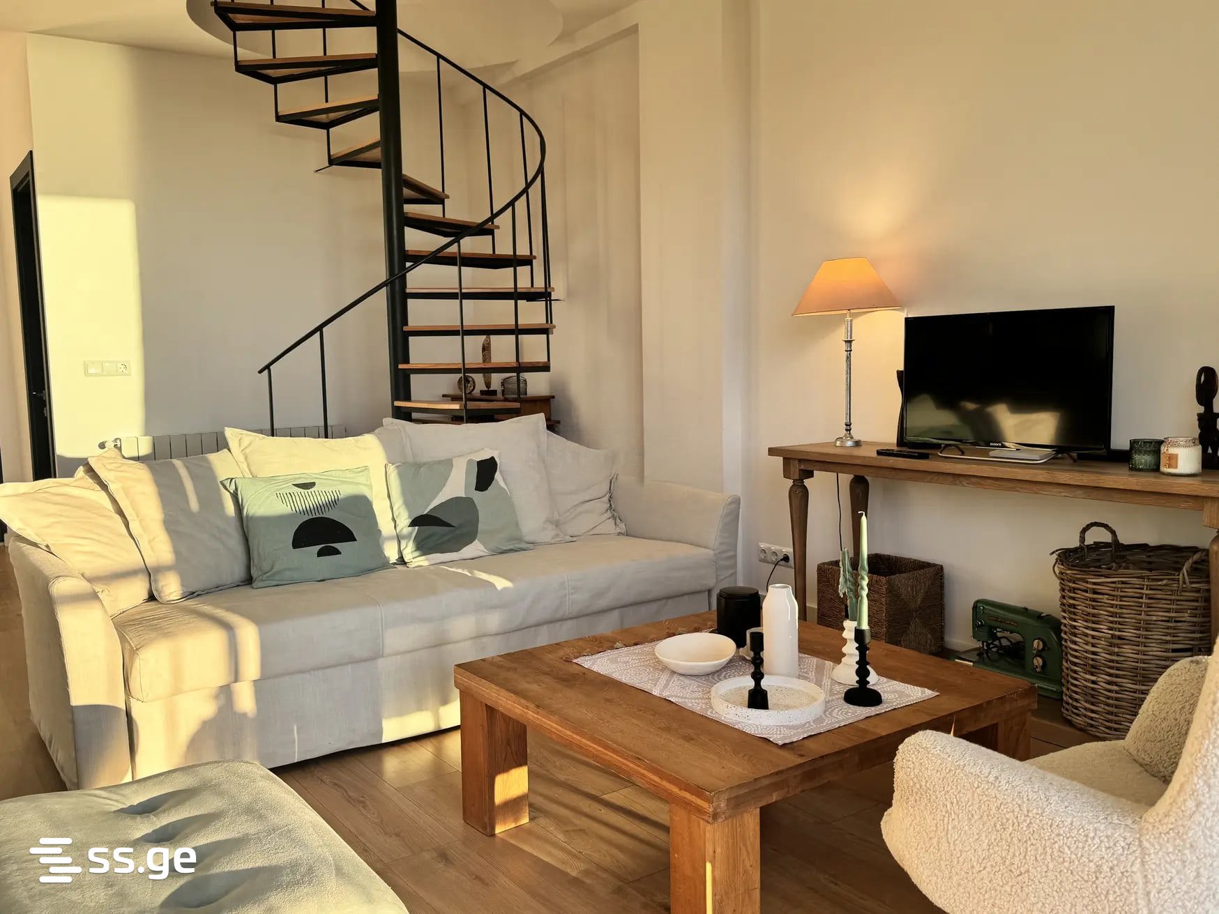 5 Room Private House For Rent. Makhindjauri view 4