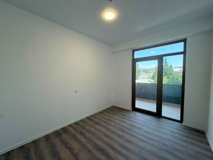 https://static.ss.ge/20261009/19_e4d7b091-628c-4d43-813a-d179fe24d2af_Thumb.jpg