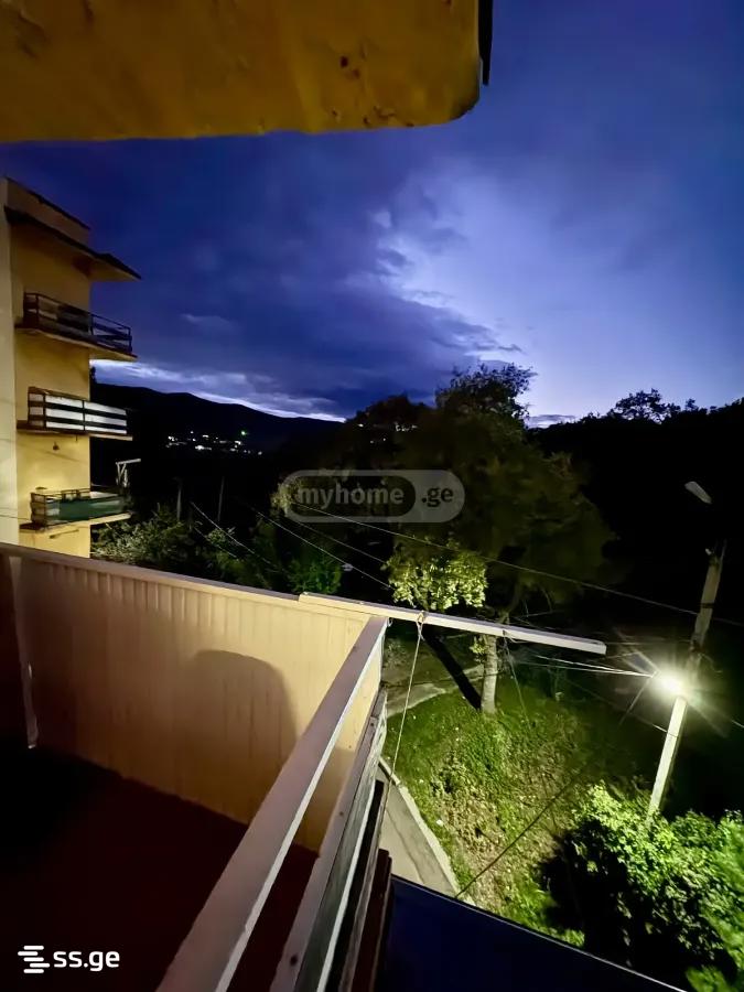 3 Room Flat For Sale view 2