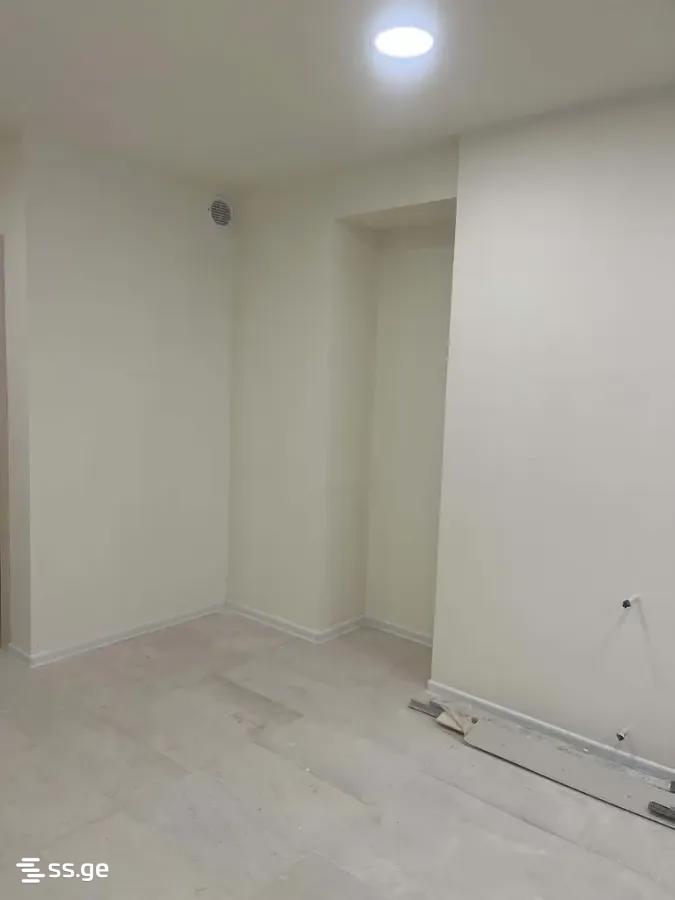 Shopping Property For Rent. Shindisi view 1