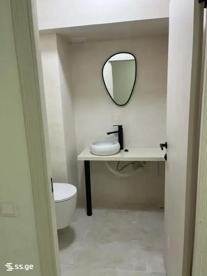 Shopping Property For Rent. Shindisi view 4