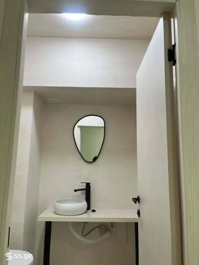Shopping Property For Rent. Shindisi view 2