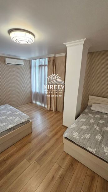 https://static.ss.ge/20261009/6_7cd4ecae-1469-49e8-a842-5ad8db6dbcdc_Thumb.jpg