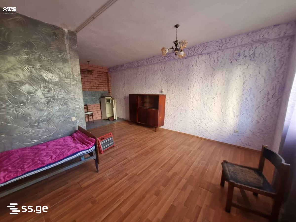 1 Room Flat For Sale view 1