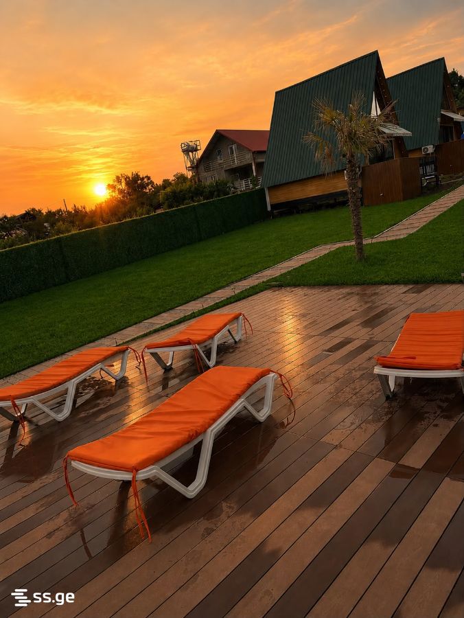 6 Room Summer Cottage Daily Rent. Bazaleti view 1